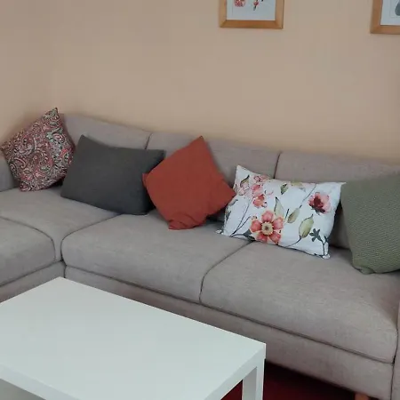 Reith Apartment *